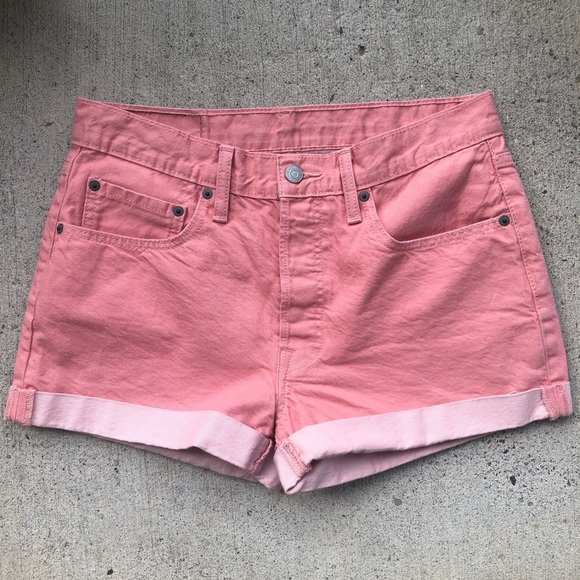 Levi’s 501 Mid-Rise Denim Shorts in Salmon/Pink - Picture 2 of 6